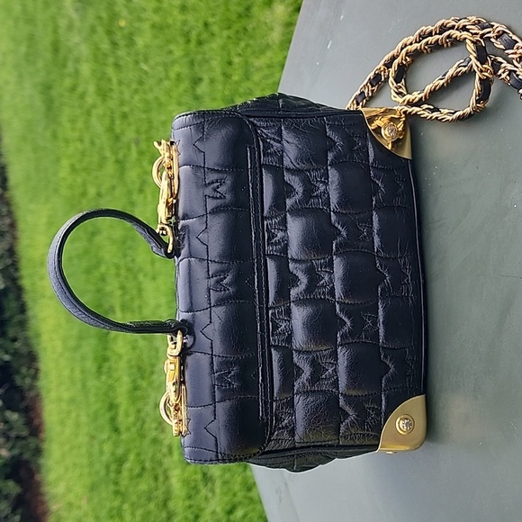 METROCITY Black Embossed Logo Quilted Leather Mini Bag - Picture 3 of 16
